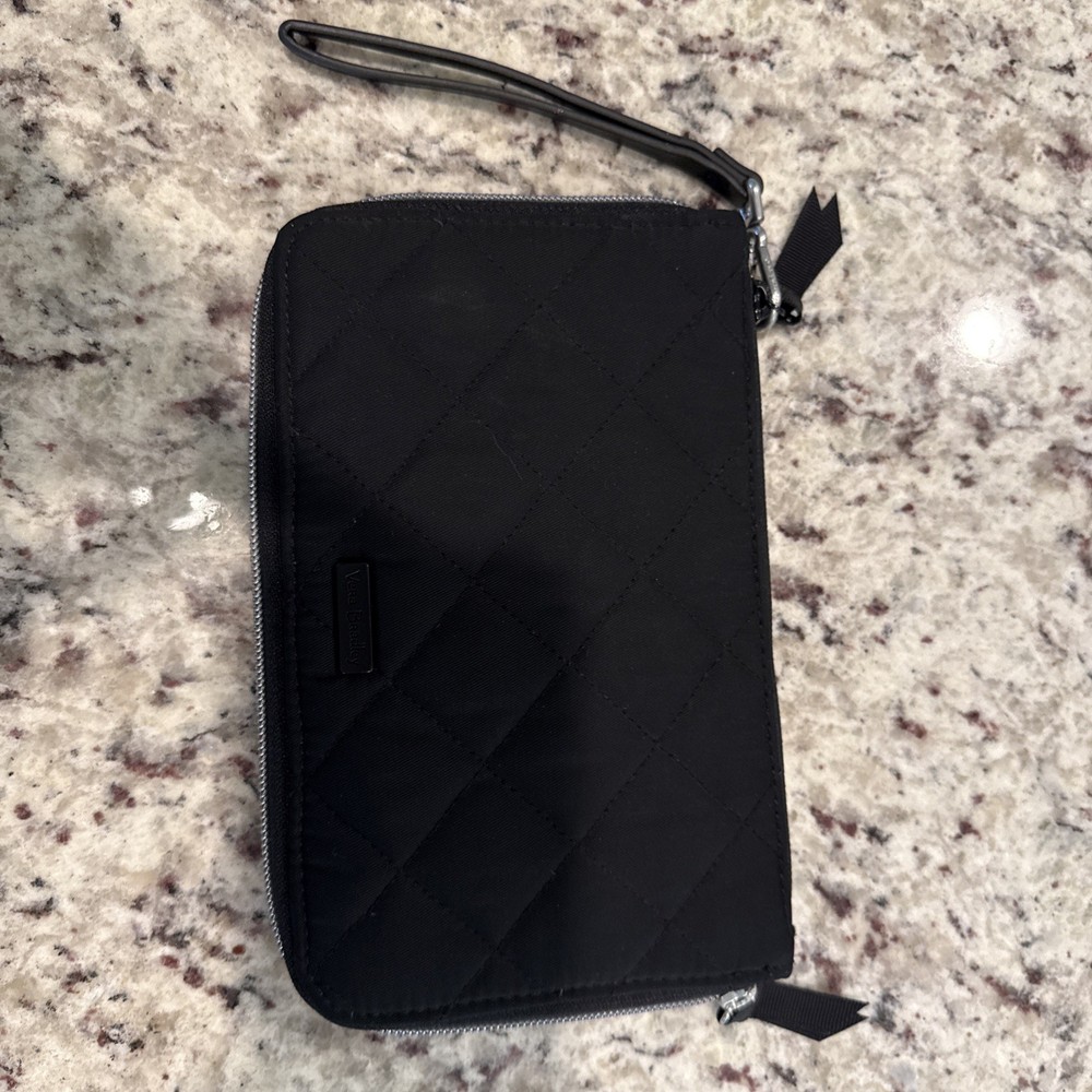Vera Bradley Black Quilted RFID Wristlet Performance Twill Floral Interior EUC