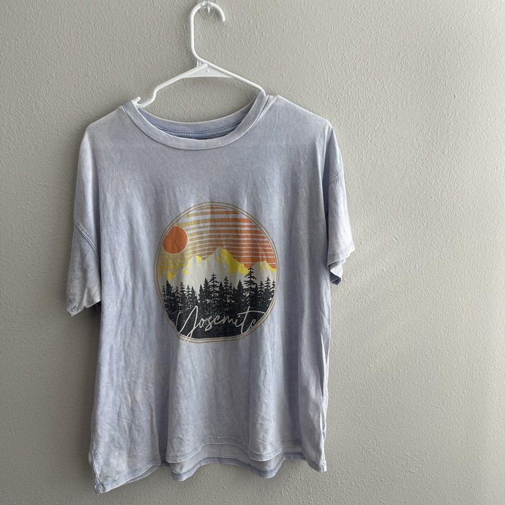 Yosemite National Park T Shirt Medium Graphic Mountains Tee