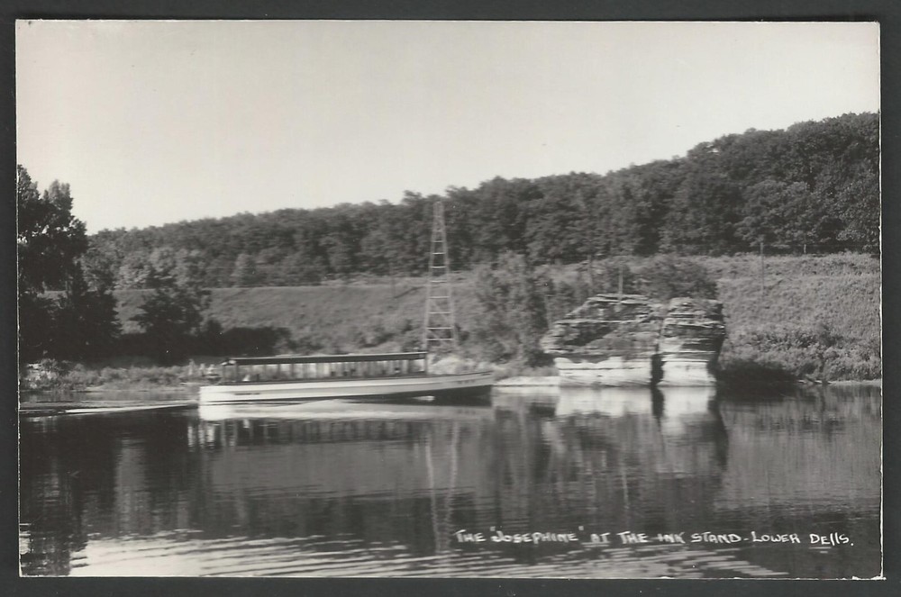 WISCONSIN DELLS “Josephine” Tour Boat at Ink Stand RPPC Real Photo Postcard