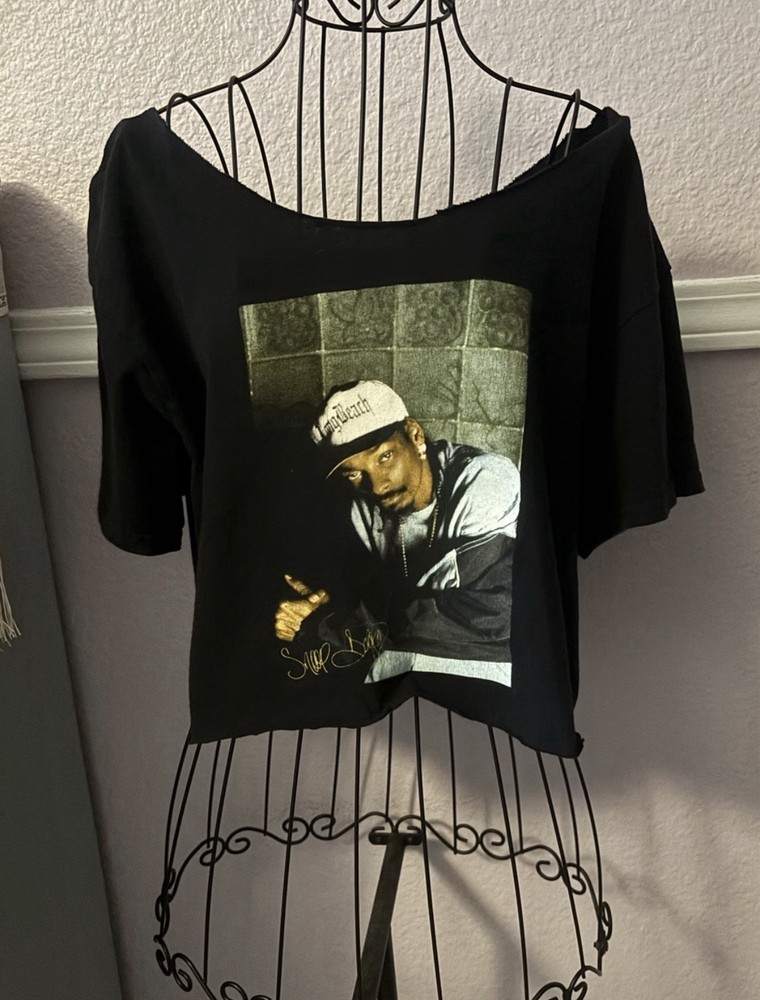 Women’s Snoop Dogg Off The Shoulder  Crop Top Size Medium