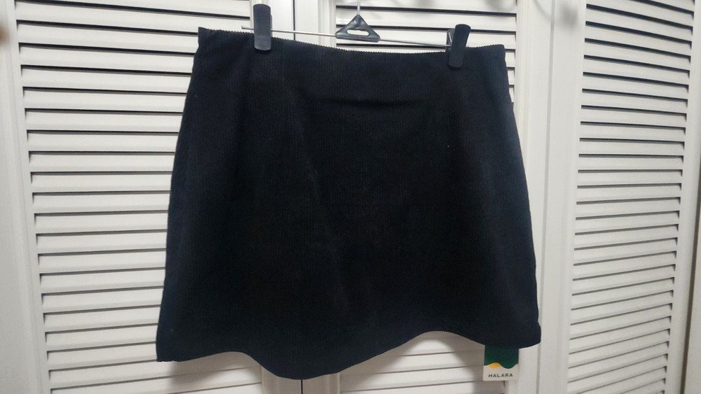 Halara Black Corduroy A-Line Mini Skirt Lined Zip Women's 2-in-1 Size M