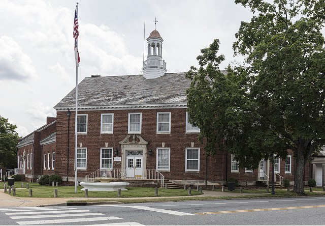 Photo:City Hall in Shelby, North Carolina