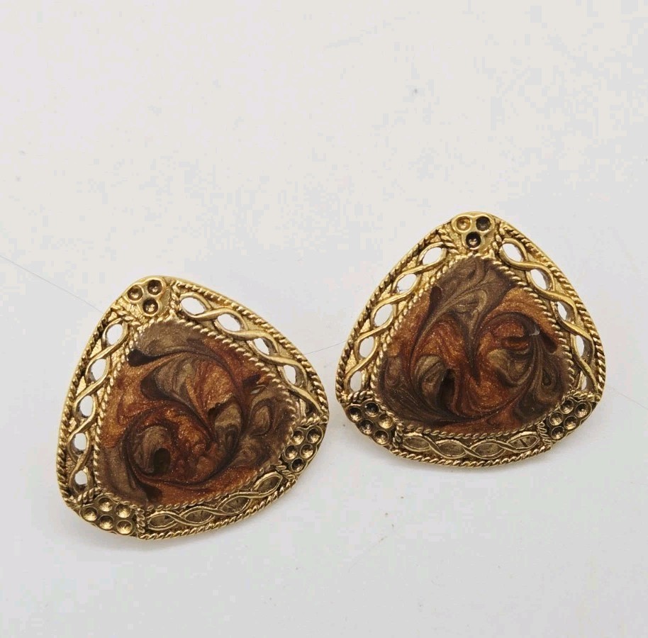 Edgar Berebi Earrings Gold Tone Triangle Marbled Swirl Enamel Pierced Vintage
