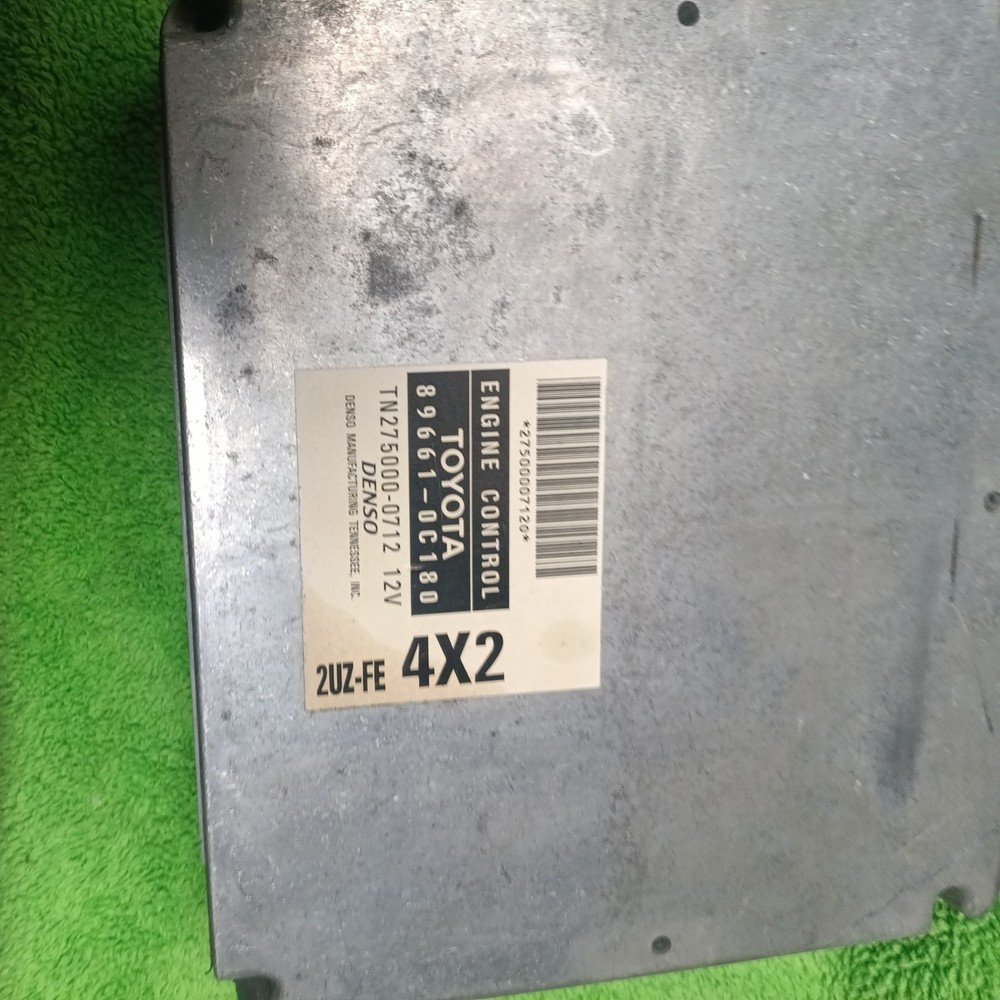 01 2001 Toyota Sequoia 4x2 OEM Electronic Engine Control Module 89661-0C180