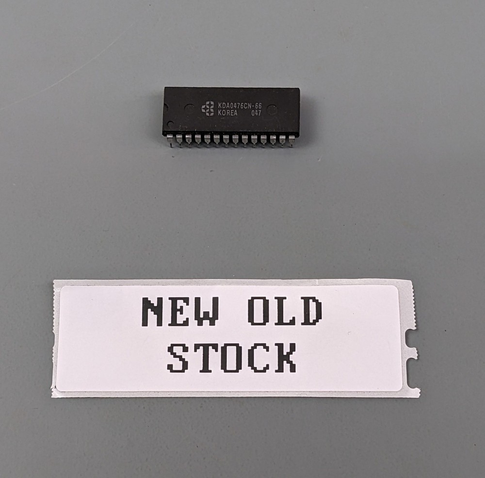 Samsung KDA0476CN-66 Video RAMDAC IC