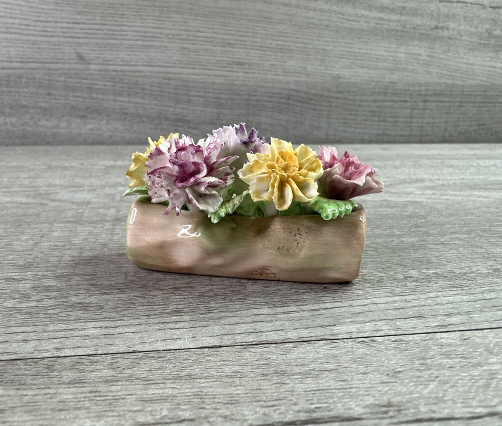 VTG Coalport Bone China Carnations Flowers In a Log Figurine - Made In England