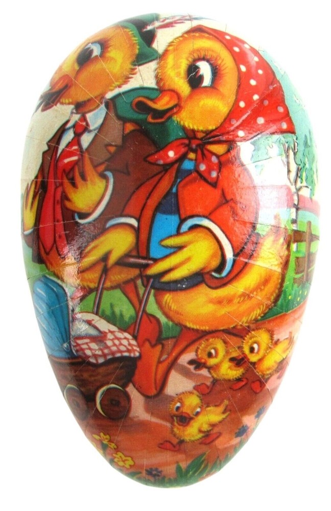 Vintage Western Germany Paper Mache Easter Egg 5.5 in. Candy Container Ducks