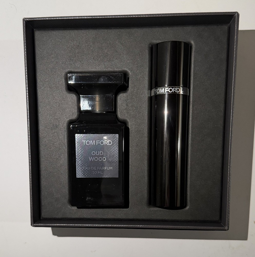 Tom Ford OUD WOOD Eau De Parfum 2 Pieces Gift Set - 1.7 Oz + 0.34 Oz.