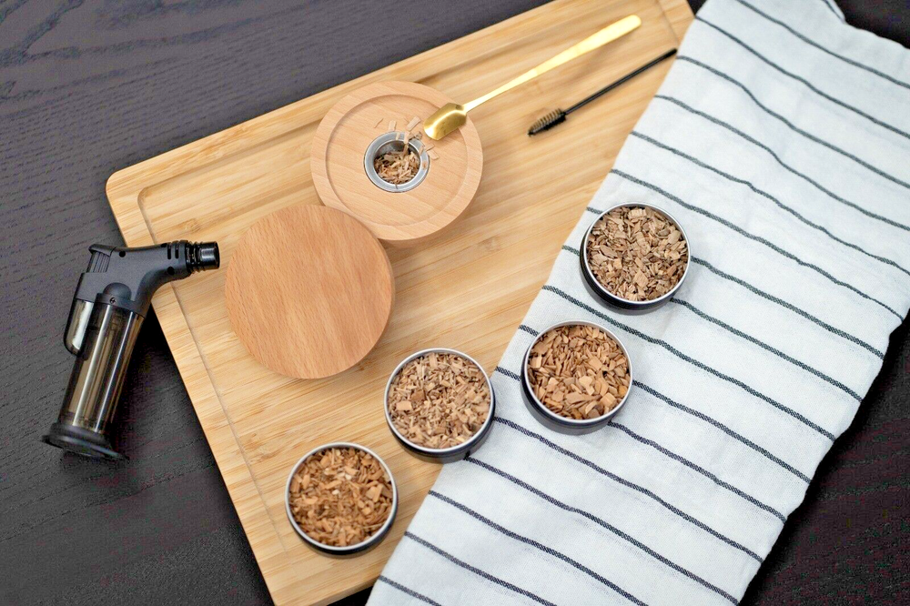 Cocktail Smoker Kit with Torch, Whiskey Smoker Kit with 4 Flavors Wood Chips