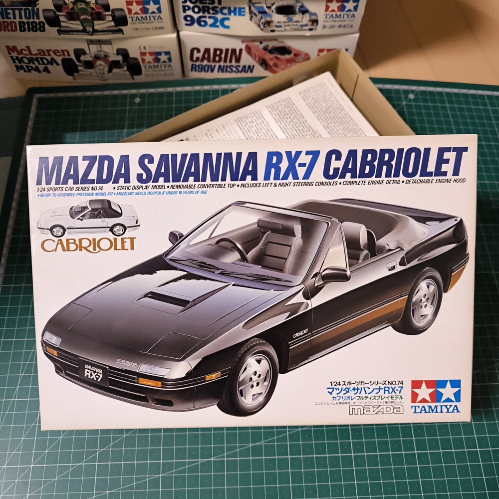 Tamiya 1/24 Mazda Savanna RX-7 Cabriolet Sports Car Series No.74