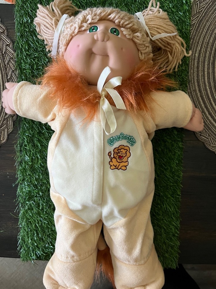 Vintage Cabbage Patch Kids Doll from 1978 to 1982 Original Collectible