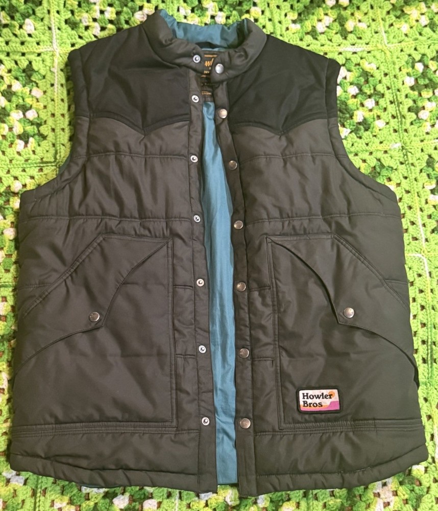 Howler Bros Rounder Vest w/Primaloft Insulation Mens Size L Hike Walk Outdoors