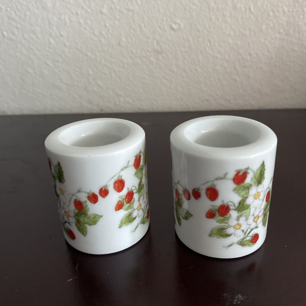 2 Bavarian Village Strawberry Candle Holders Rauschert Porcelain W Germany 2