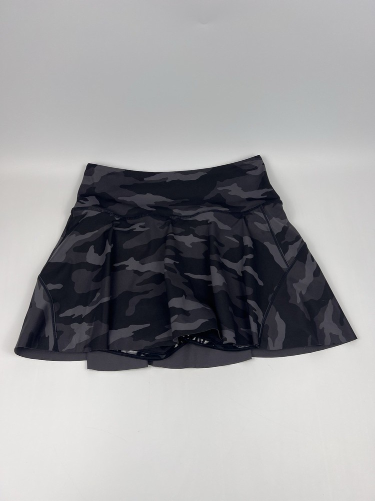 Athleta XS Match Point Skort Camo Gray Tennis Athletic Running Gym Mini Skirt