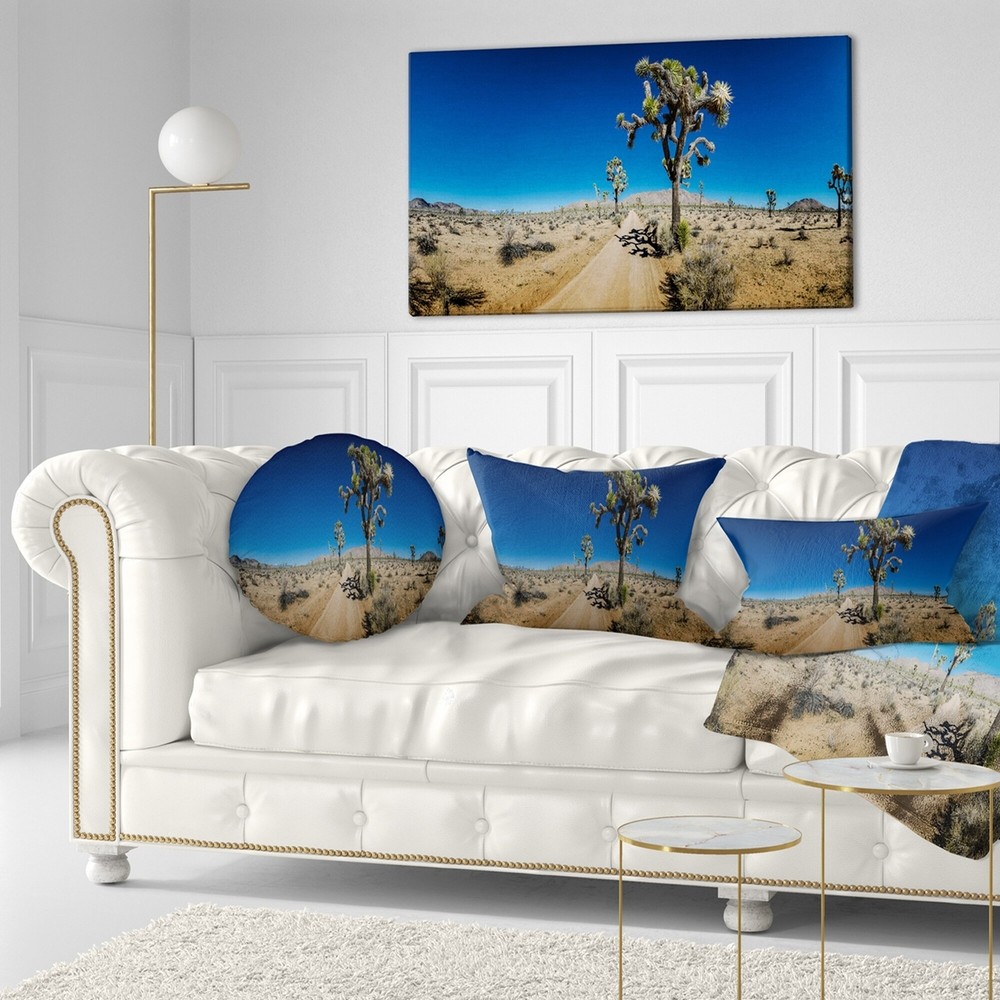 Designart 'Sandy Desert Road Panorama' Landscape Wall Throw