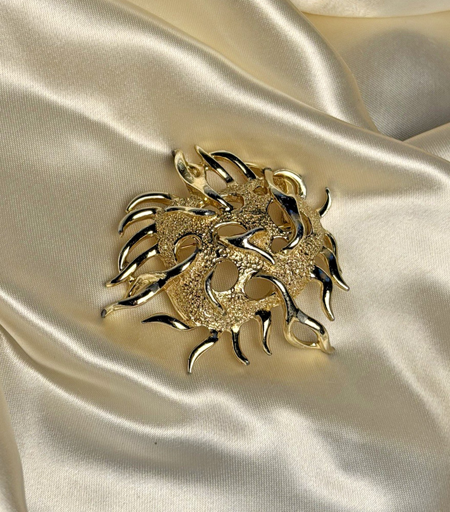 Vintage Sarah Coventry Gold Tone Abstract Sunburst Brooch Pin 2.5” Statement