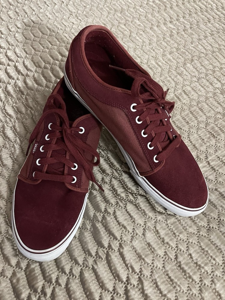 vans men’s 13 chukka low lace maroon canvas shoe. good cond