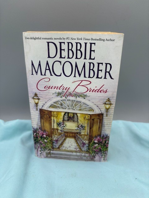 Debbie Macomber: Country Brides 2007 Paperback