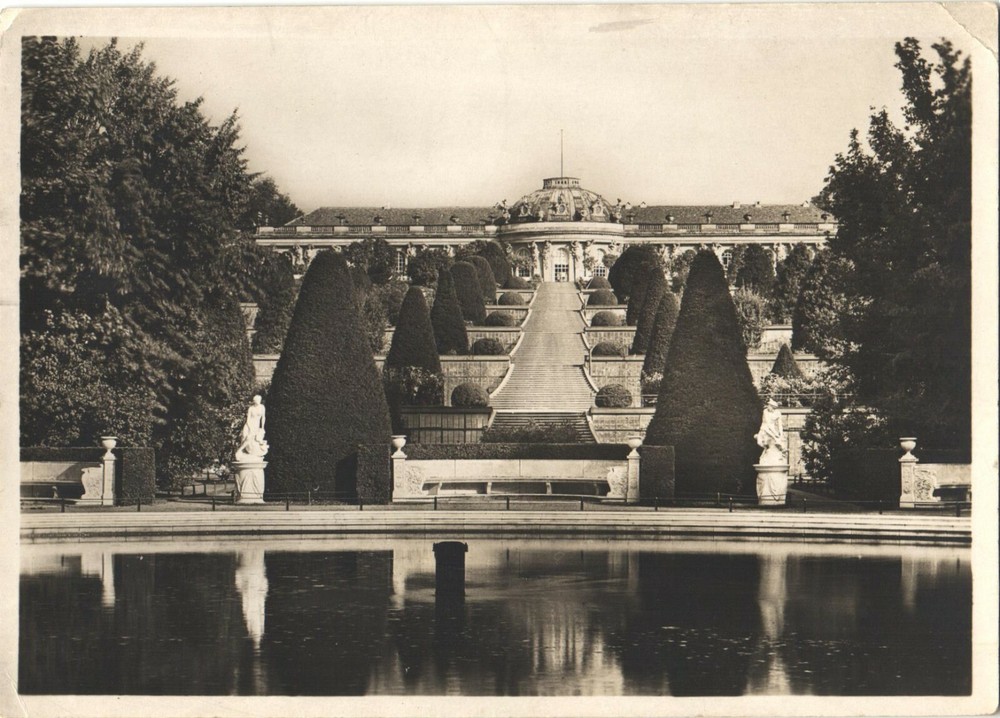View of The Beautiful Terrace of Sanssouci Palace, Potsdam, Germany Postcard