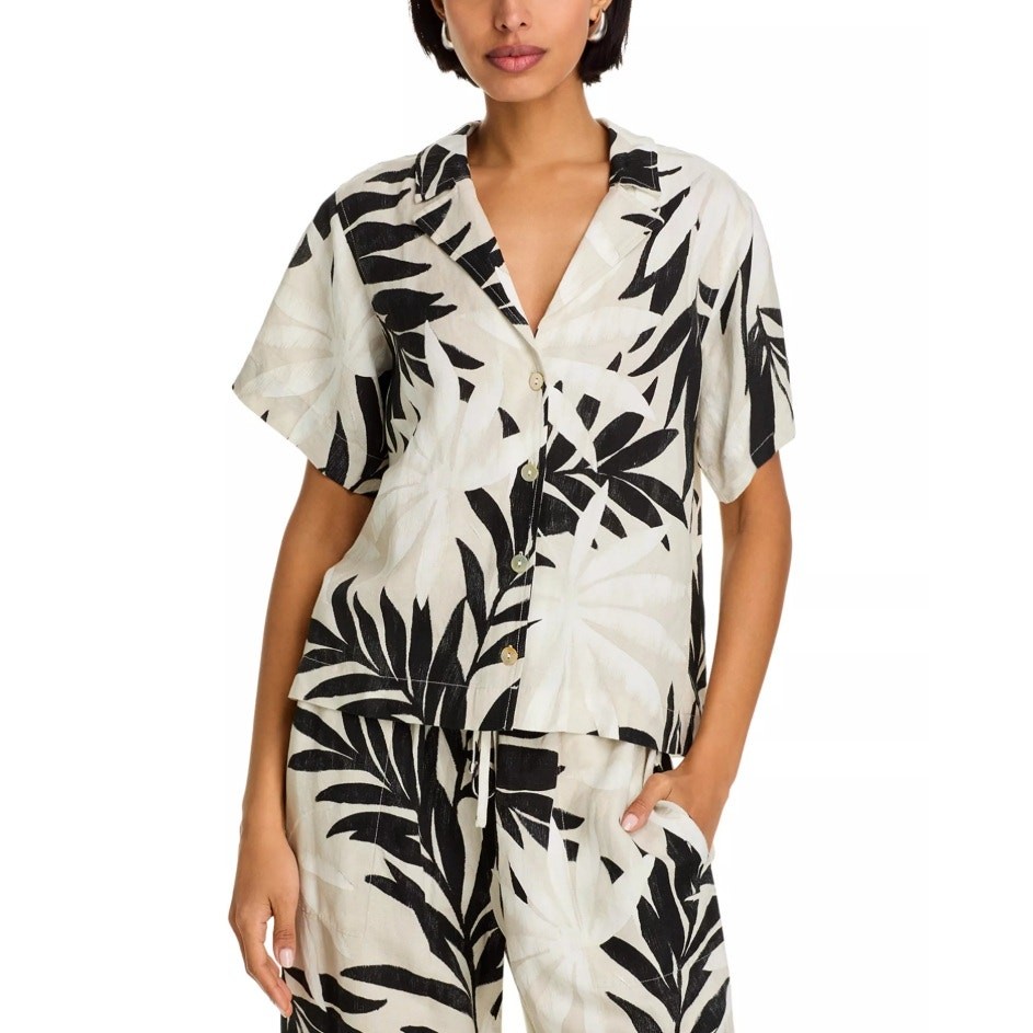 Bella Dahl Women Linen/Rayon Maui Palm Print Relaxed Button Down Shirt Size M
