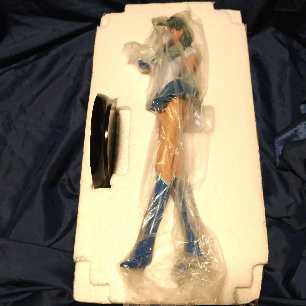 Kaiyodo Sailor Moon 1/4 Sailor Mercury Cold Cast Figure Used from Japan