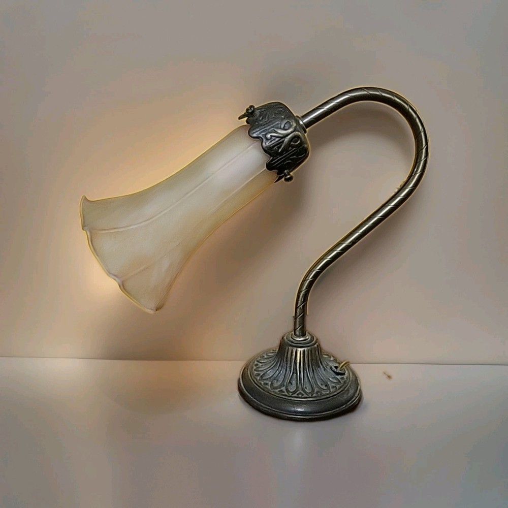Tiffany Style Lamp