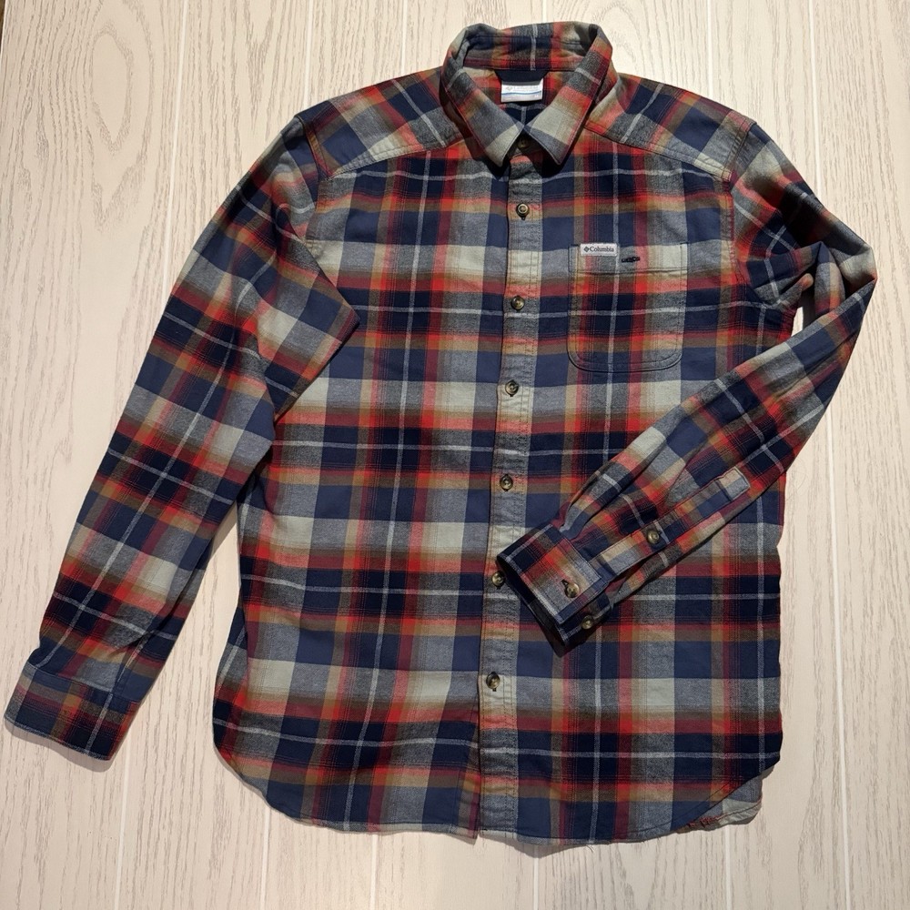 Columbia Cornell Woods Flannel Shirt Men’s M Plaid Red Blue Long Sleeve Pocket