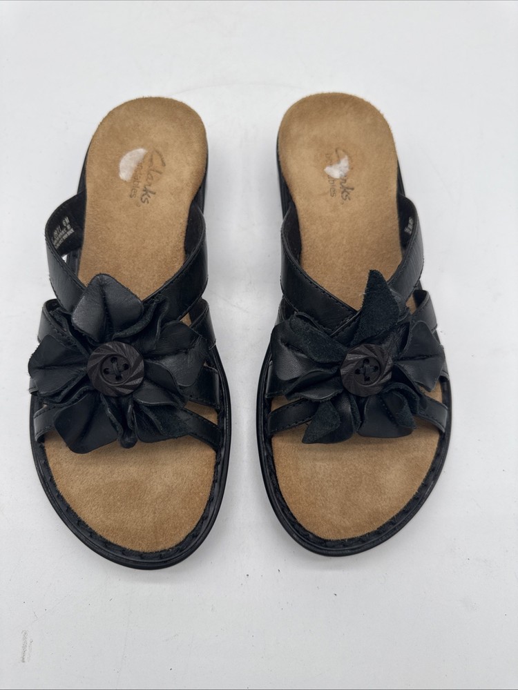 Clarks Womens Black Floral Leather Sandals Size 6M