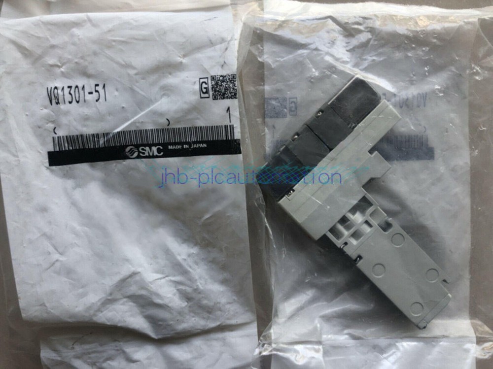 1PCS IN BOX SMC solenoid valve VQ1301-51 New