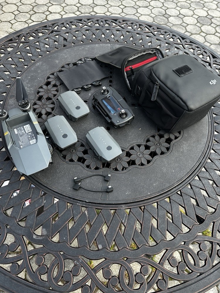 Dji Mavic Pro Drone With 3 Batteries And Controller And Bag