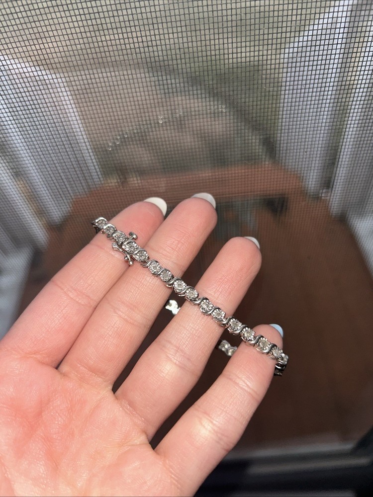 Sterling silver diamond tennis bracelet