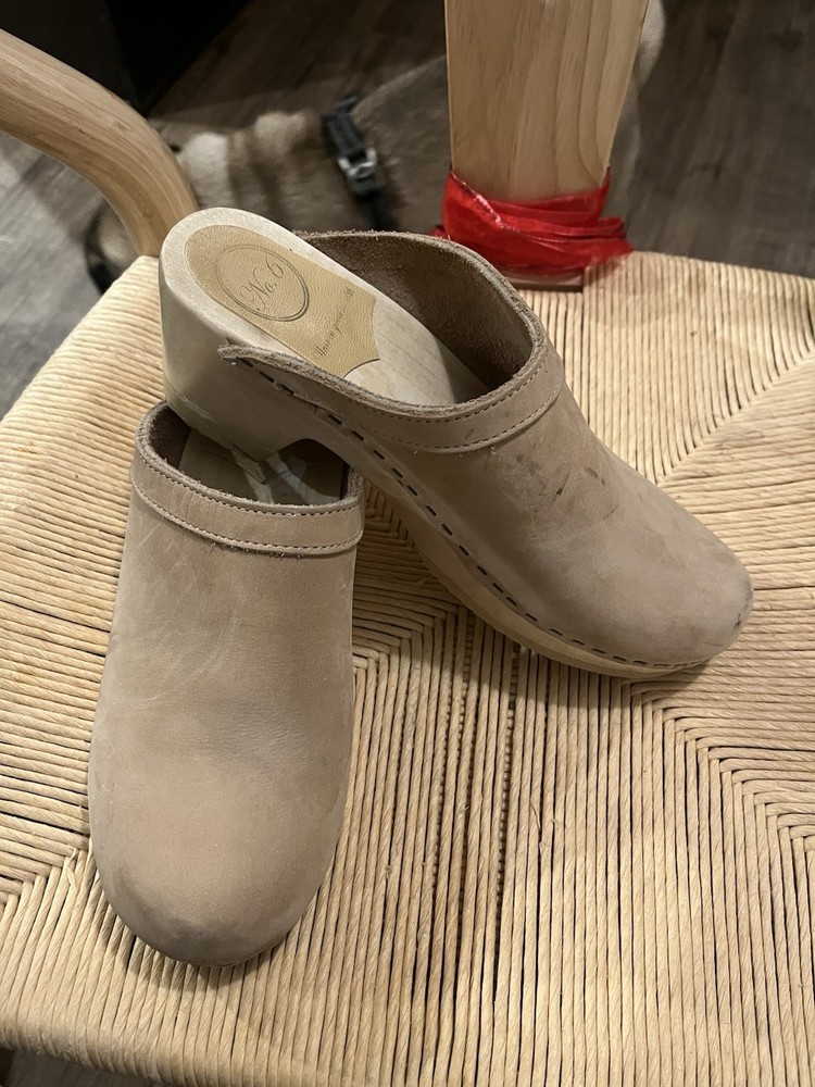 No.6 Clogs Size 38 In Caramel Suede Color , With Blemishes