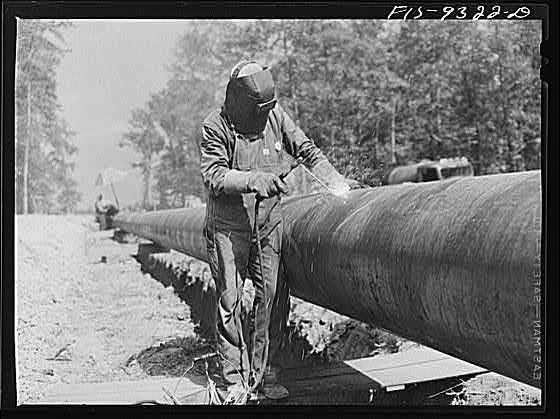 Arkansas 1943 War Emergency Pipeline Arkansas-Texas Line to Gurdon Welders
