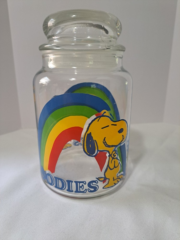 Vintage Snoopy Woodstock Peanuts Rainbow Goodies Canister Lidded Jar