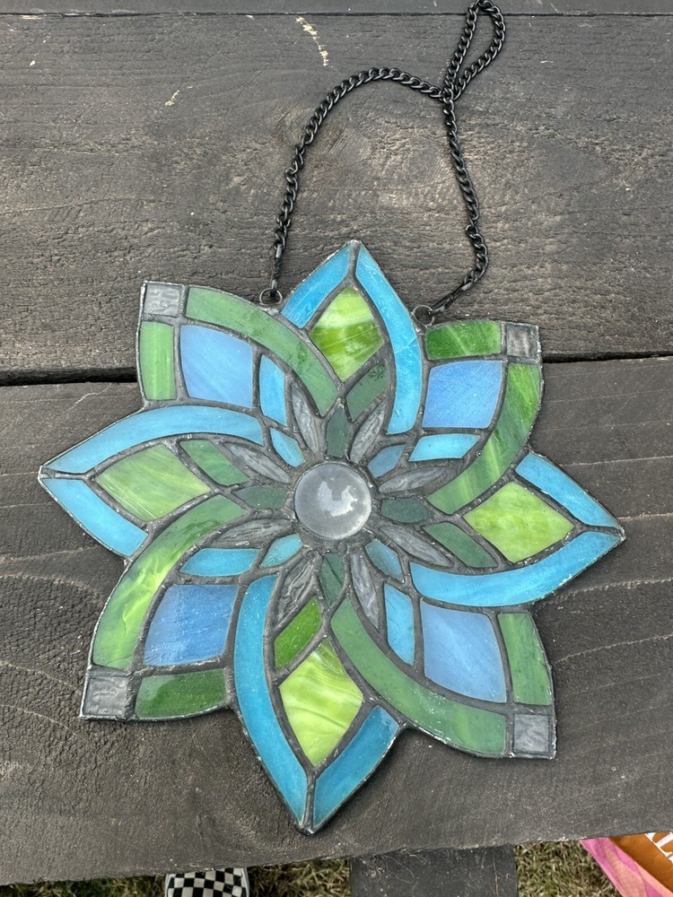 Beautiful 7” Stained Glass Round Sun Catcher Green/Blue Flower Window Panel READ