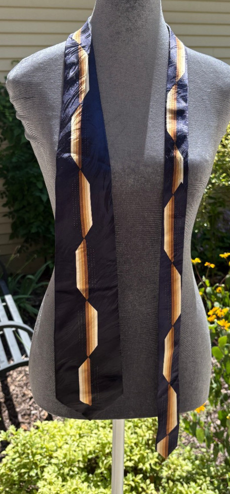 Georgio Brutini 100% Silk Navy Blue and Tan Necktie Tie -  Quality 62 Inch