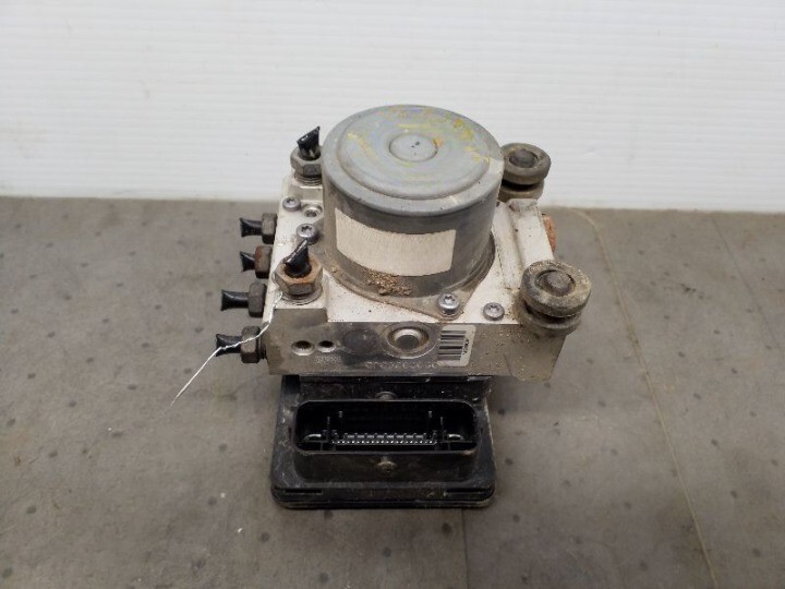 2015 Suburban Yukon XL Escalade ESV 1500 ABS Brake Pump Assembly  