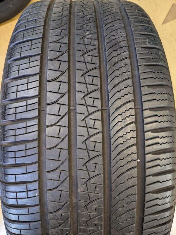 Pirelli Scorpion Zero All Season 285/45R22 High-Performance Tire