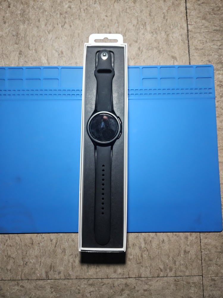 Samsung Galaxy Watch 6 Classic 47mm (Bluetooth WiFi LTE) SM-R965 Silver