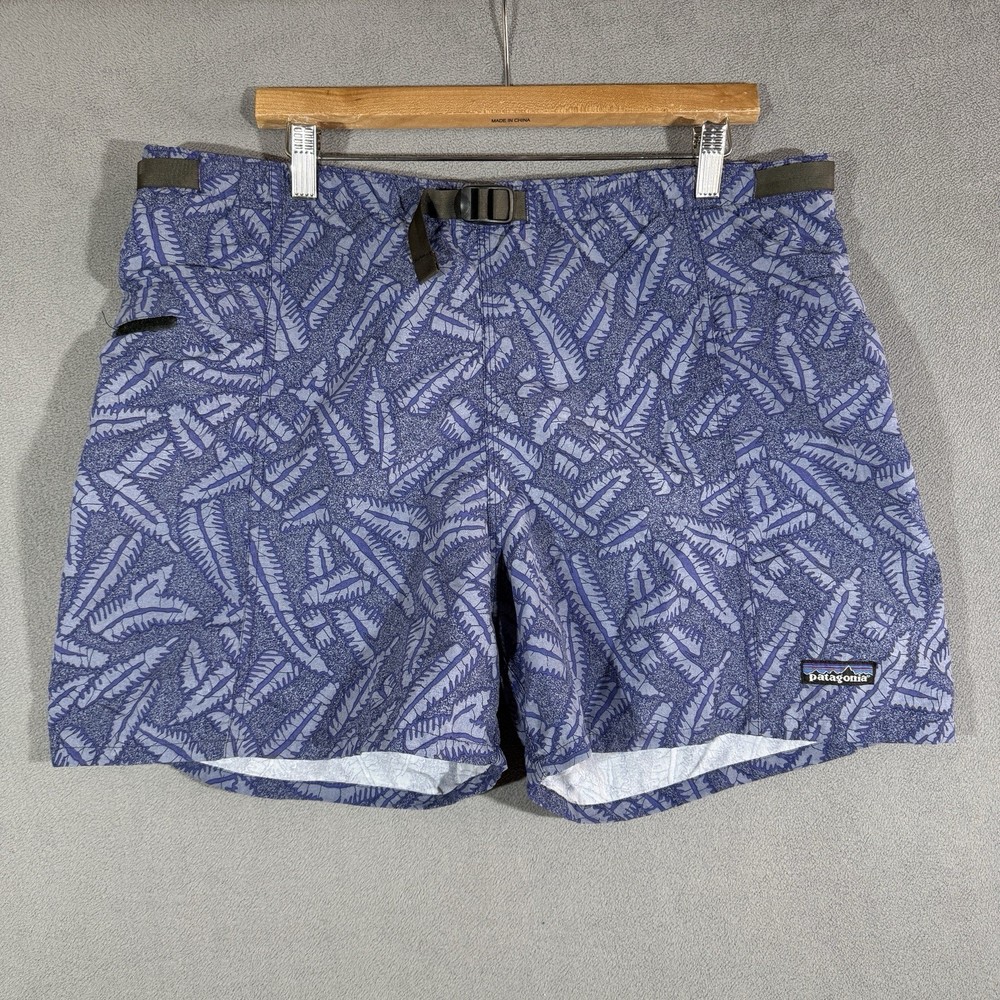 Vintage 90's Patagonia Lined Baggies Belted River Shorts Spiney Floral Men's L