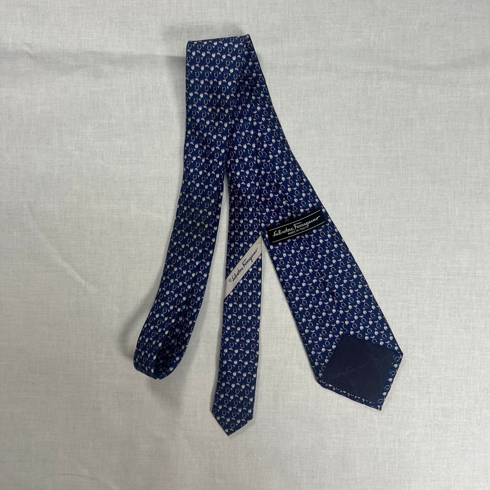 Salvatore Ferragamo Silk Tie Blue Horseshoe Gancini Animal Bird Pattern Italy