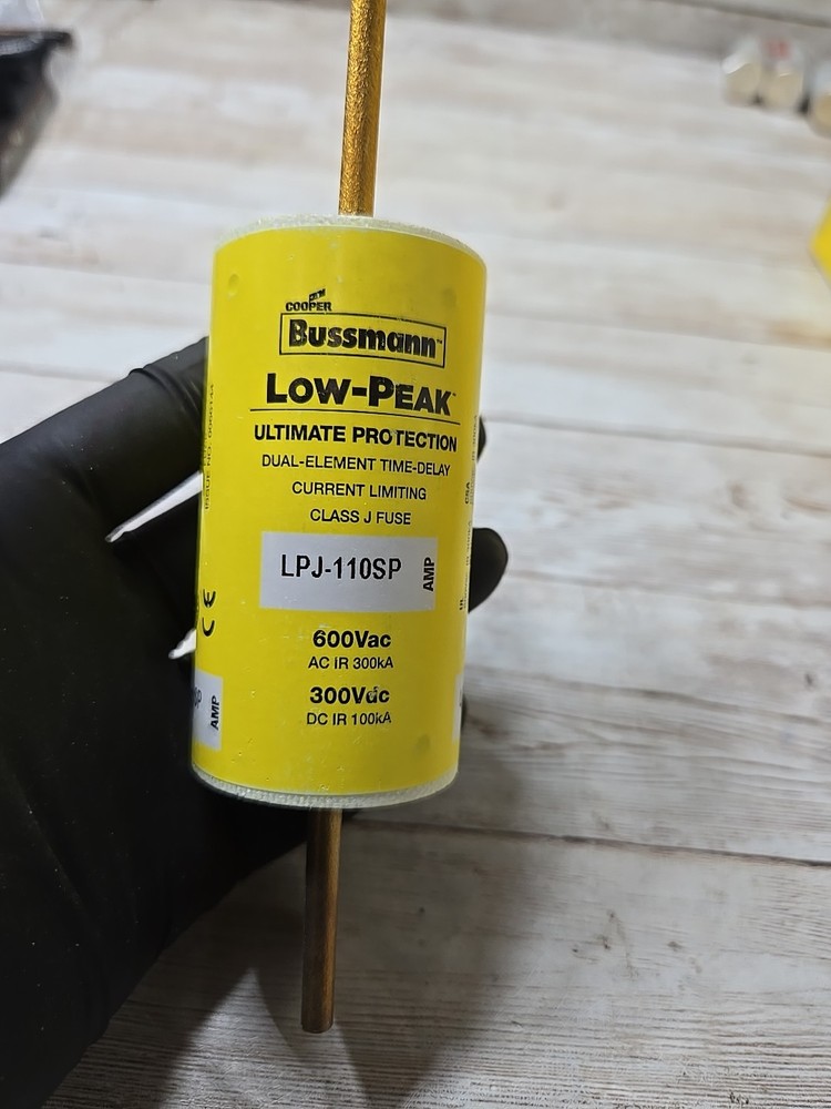 Cooper Bussmann LPJ-110SP Low-Peak Dual-Element Time-Delay Class J Fuse 110 Amp