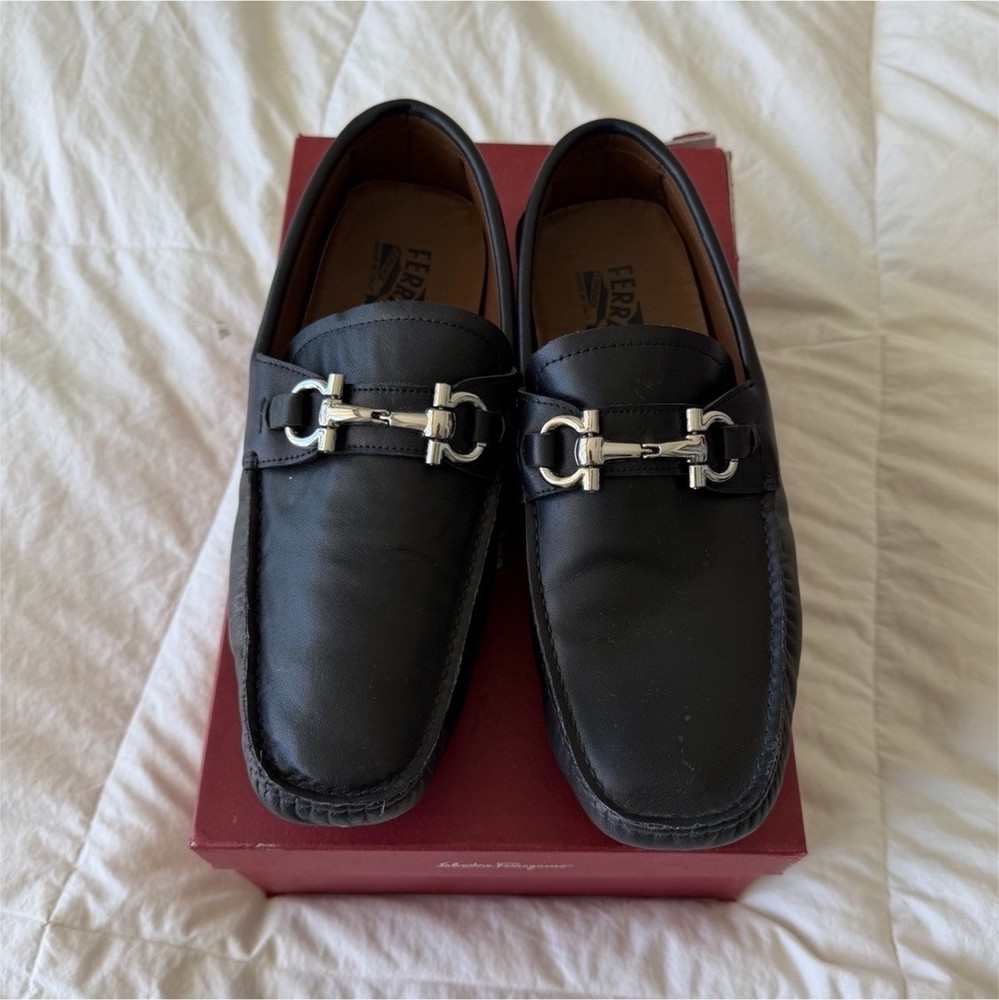 Salvatore Ferragamo Men's Black Leather Loafers Size 10 Metal Bit