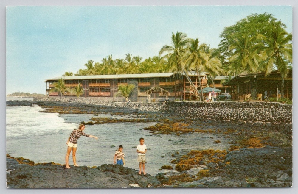 Waiaka Lodge Kona Hawaii Mirro-Krome Postcard 1950s Tropical Resort