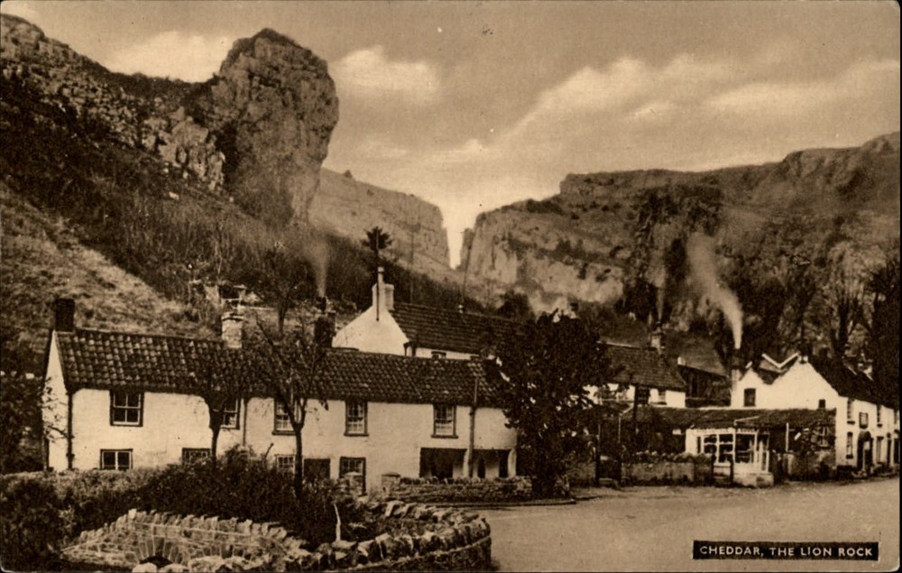 Cheddar Somerset Co England Lion Rock village street unused vintage postcard