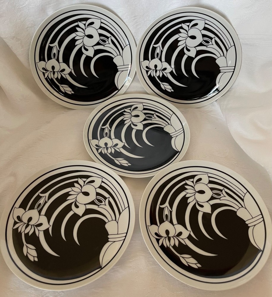Vintage 1960s NEIMAN-MARCUS - Set of 5 Stylized Black & White Floral 7.5