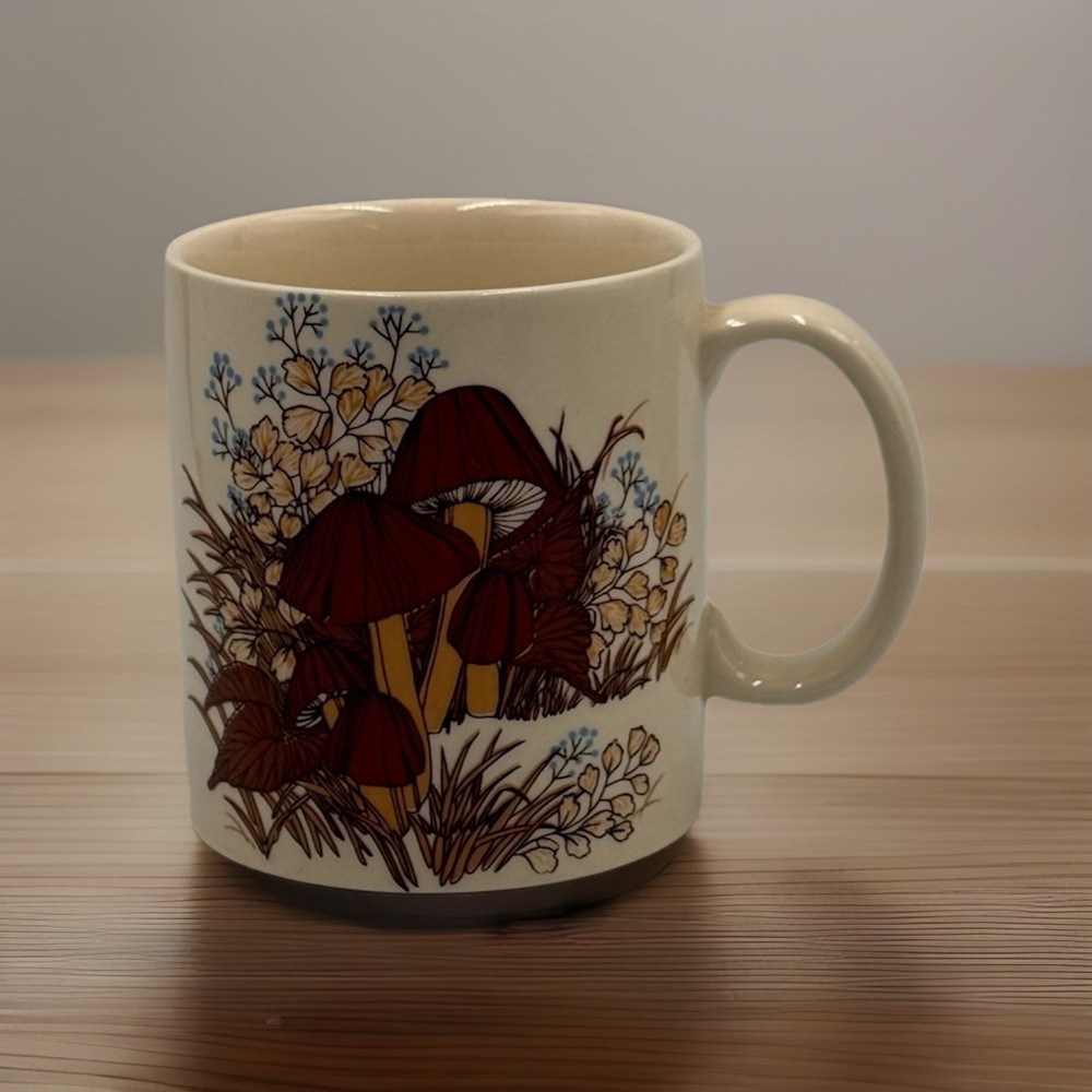 Vintage Otagiri Japan Mushroom Coffee Mug Gibson Greeting Cards Woodland