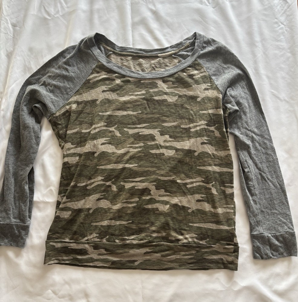 Caslon Gray Green Camouflage Cotton Knit Crew Neck Raglan Long Sleeve T-Shirt XS