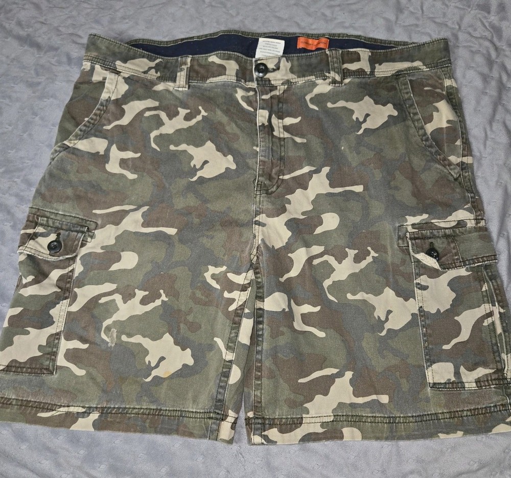 St Johns Bay Men's Size 42 Camouflage Shorts Camo Cargo Summer Shorts
