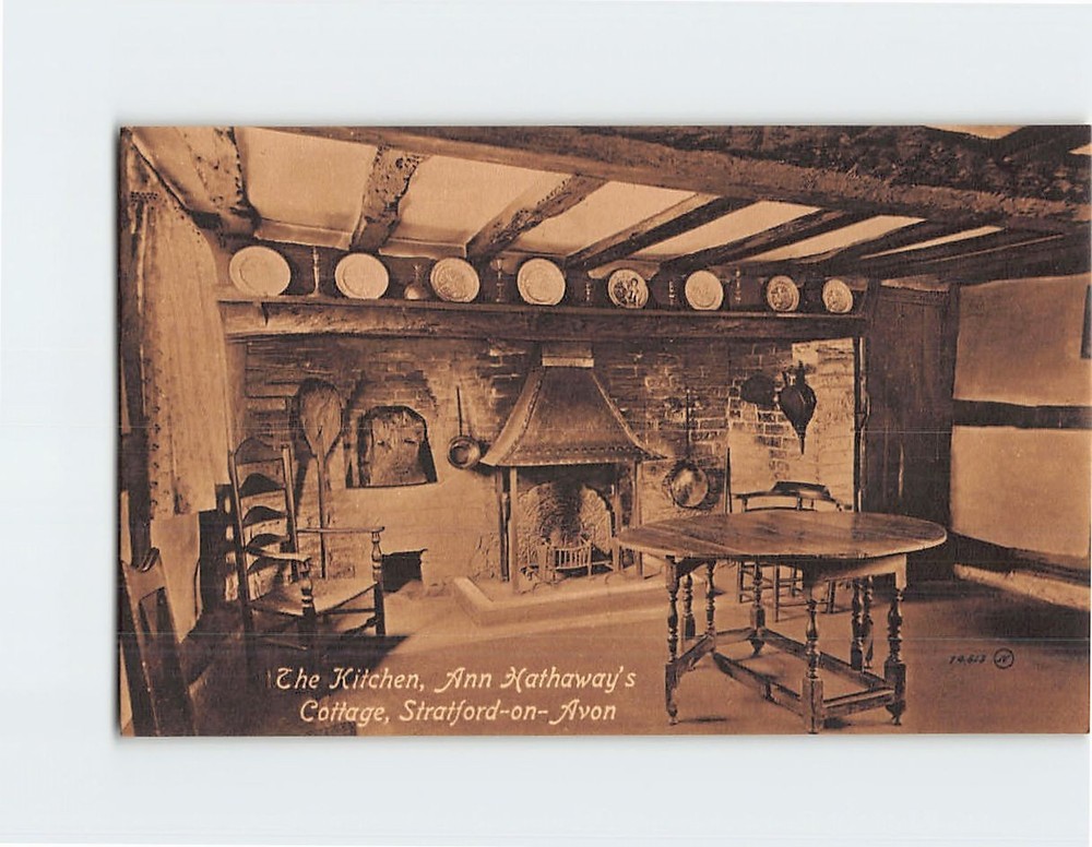 Postcard The Kitchen Ann Hathaways Cottage Stratford on Avon England